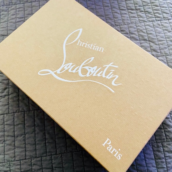 Christian Louboutin size 36 paid $900, worn twice - Picture 5 of 7